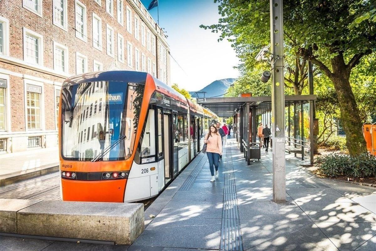 Supercentral Bergen Extérieur photo